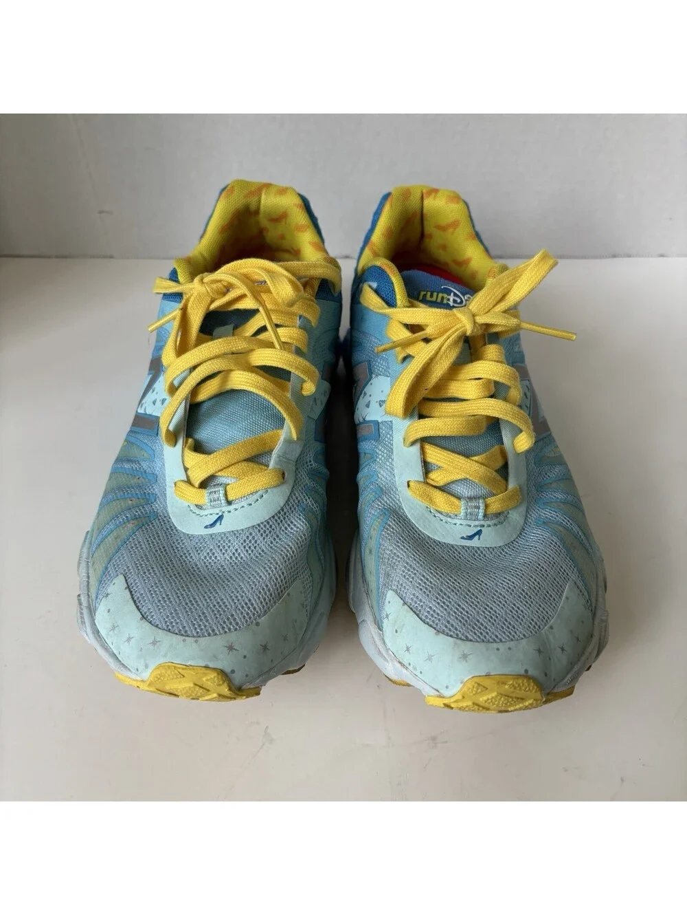 women's New Balance 890v4 runDisney Cinderella sneakers 2014 Size 8